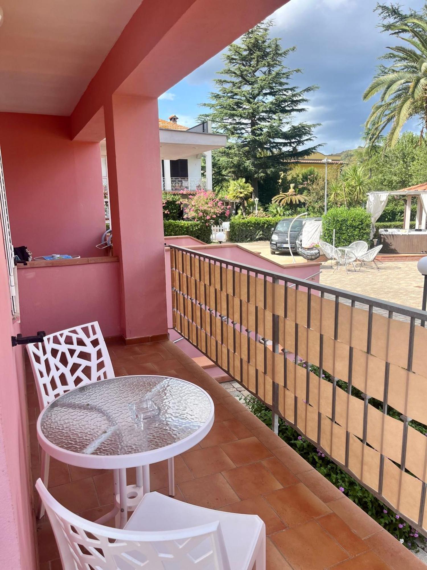 Hotel Villa Rosa Porto Azzurro Exteriér fotografie
